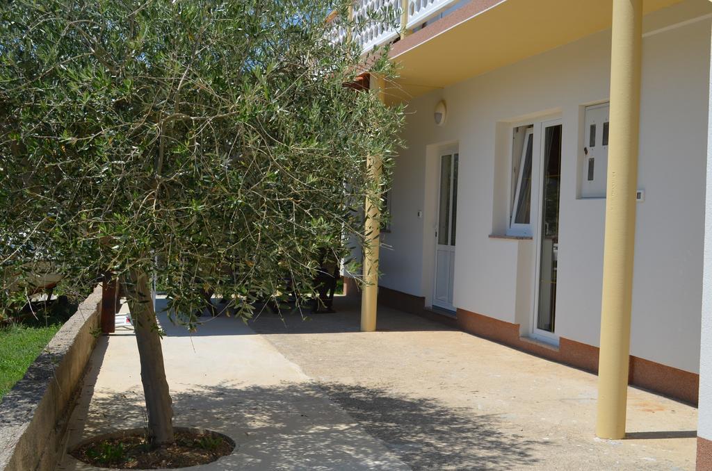 Apartments Ivana バスカ エクステリア 写真